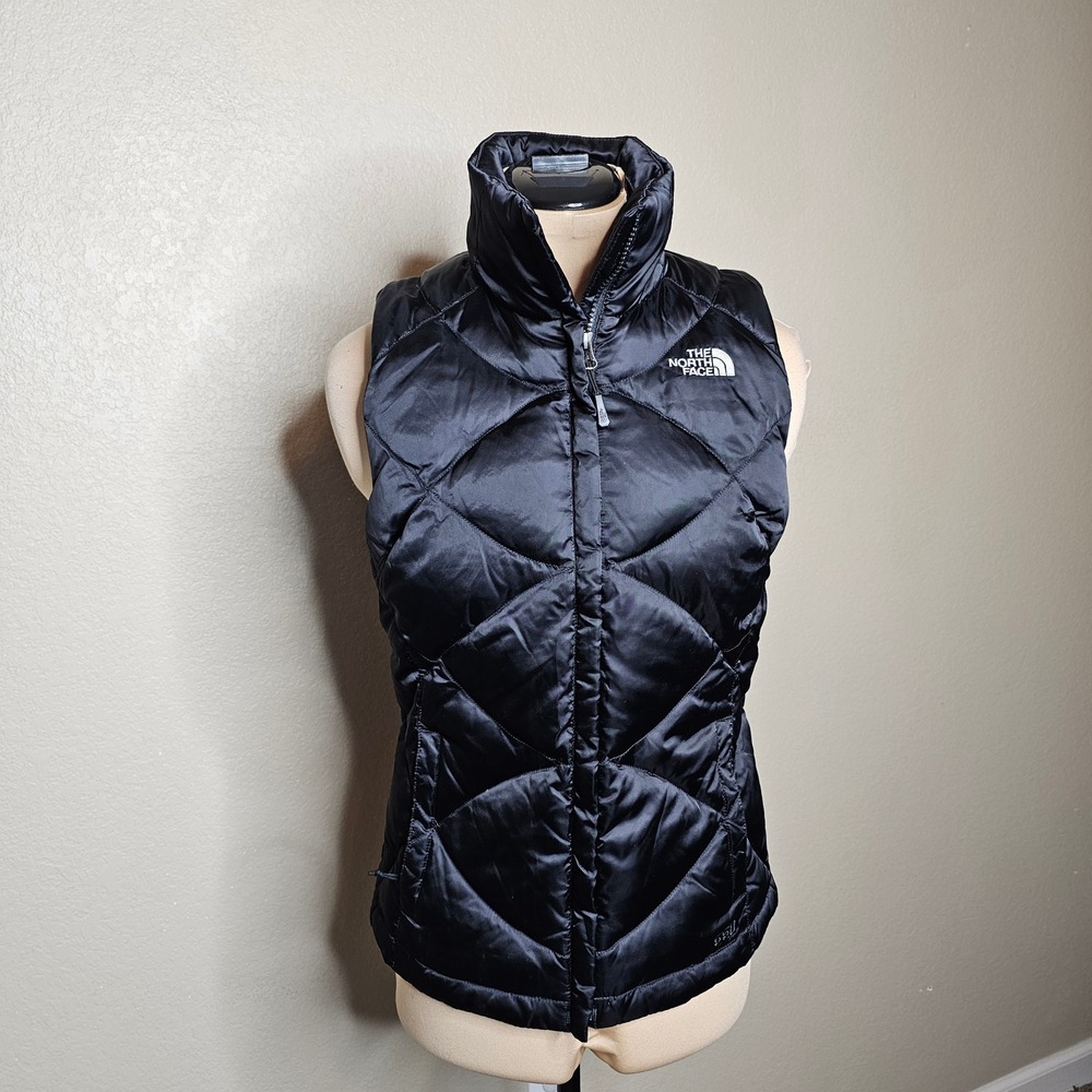 The North Face Womens 550 Down Quilted Puffer Vest Black Satin XS